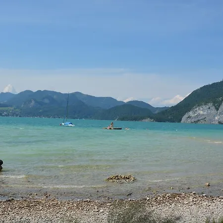 アパート Weisse Urlauben Am Wolfgangsee ザンクト・ギルゲン