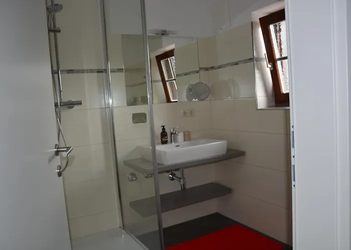 Weisse Urlauben Am Wolfgangsee * Sankt Gilgen