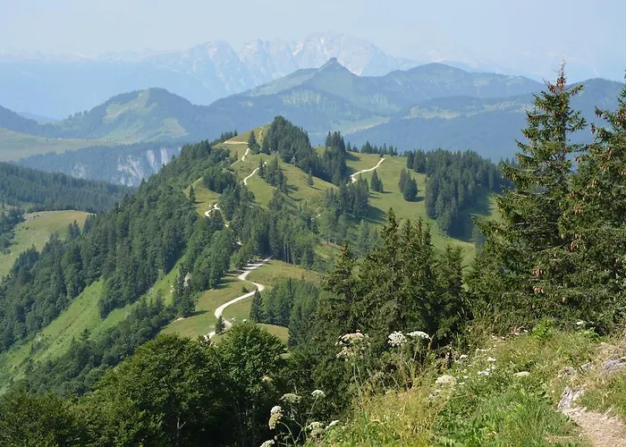 Weisse Urlauben Am Wolfgangsee * Sankt Gilgen